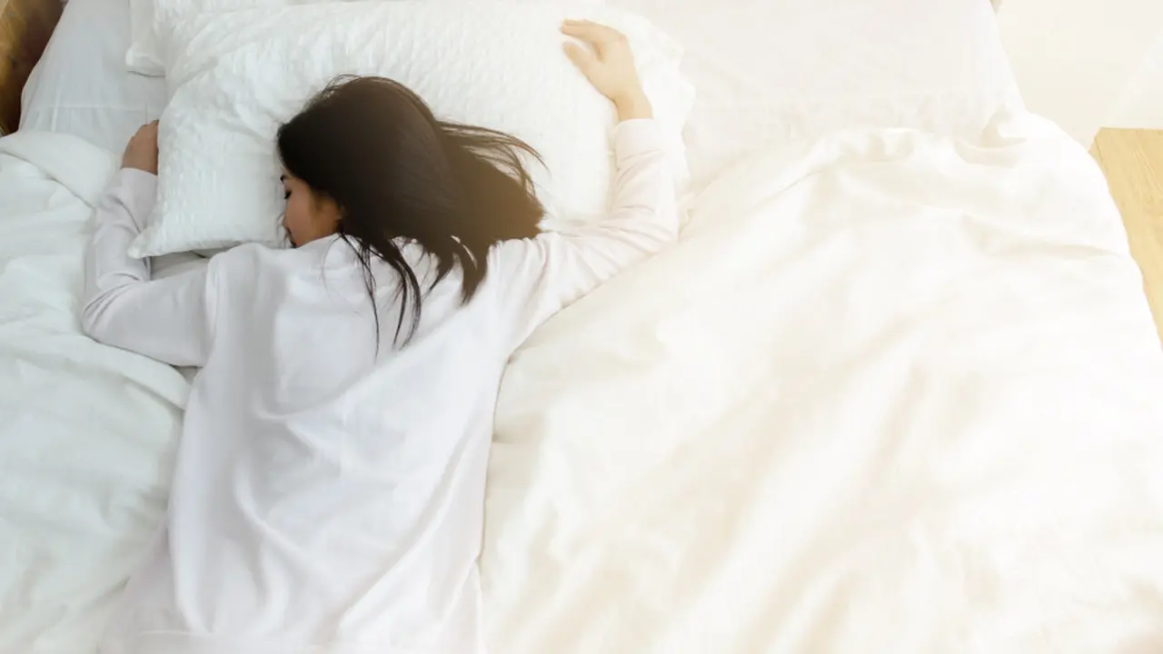 Jaminan Tidur Nyenyak, Banyak Pilihan Bantal Berkualitas di Shopee 12.12 Birthday Sale