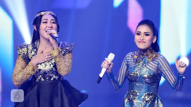 [Bintang] Ayu Ting Ting, dan Via Vallen