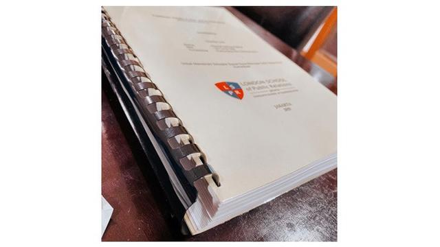 Momen Saat Rachel Vennya Lulus Kuliah Bareng Suami