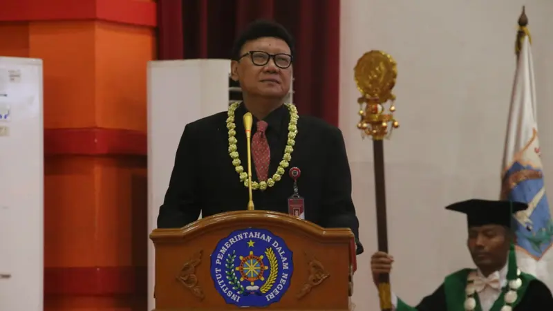 Menteri Dalam Negeri (Mendagri) Tjahjo Kumolo di hadapan wisudawan-wisudawati IPDN, Senin (5/8/2019).