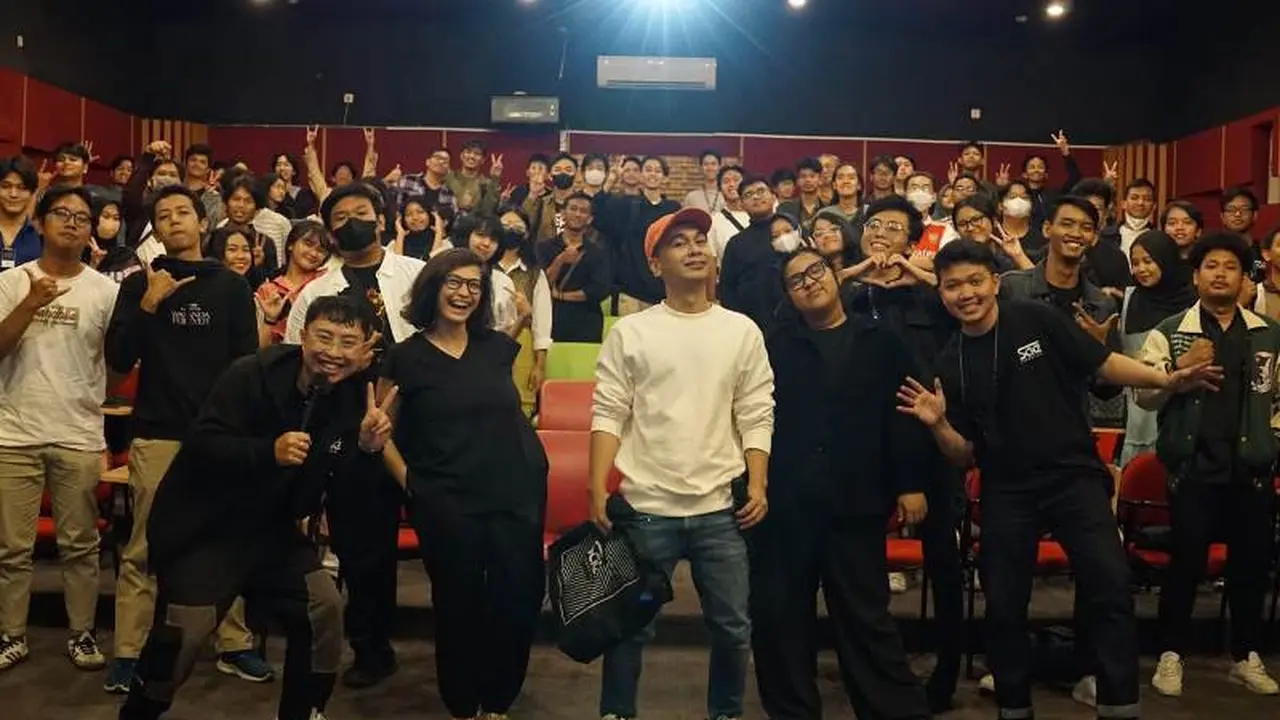 Kolaborasi dengan Raditya Dika, SAE Indonesia Ajak Calon Mahasiswa Mendalami Industri Kreatif