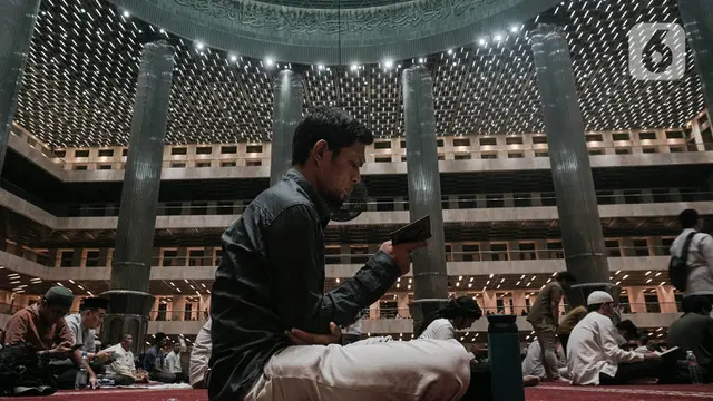 Malam 25 Ramadan, Ribuan Jamaah Khusyuk Menjemput Lailatul Qadar di Masjid Istiqlal