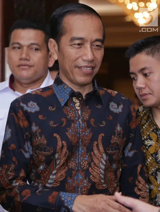 Calon Presiden nomer urut 01 Joko Widodo tiba menghadiri Dialog Silaturahmi Paslon Presiden dan Wakil Presiden Bersama Komunitas Kesehatan di Gedung Bidakara Jakarta, Kamis (28/2). (Liputan6.com/HO/Cendi Safitri)