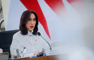 Erupsi Gunung Anak Krakatau, Ini Imbauan Menpar untuk Wisatawan yang Terjebak Delay Penerbangan