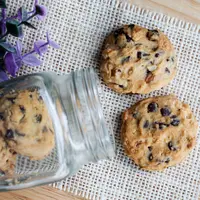 Ilustrasi choco cookies empuk./Copyright shutterstock.com/g/Teerasak+Ladnongkhun