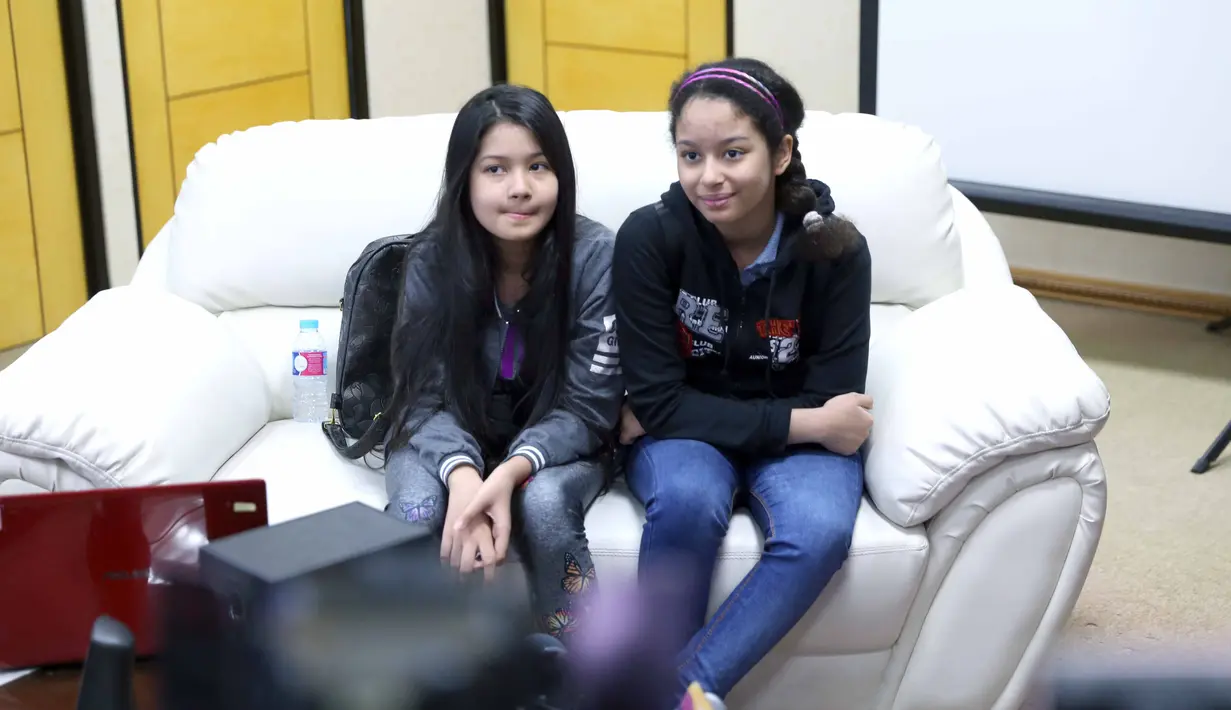 Tak hanya itu, Yana juga bersyukur bisa menjalani pengobatan di Cina dan merasa mendapatkan mukjizat. Menurutnya, Rumah Sakit tersebut telah memberikan yang terbaik untuk kesembuhan dan kesehatannya. (Nurwahyunan/Bintang.com)