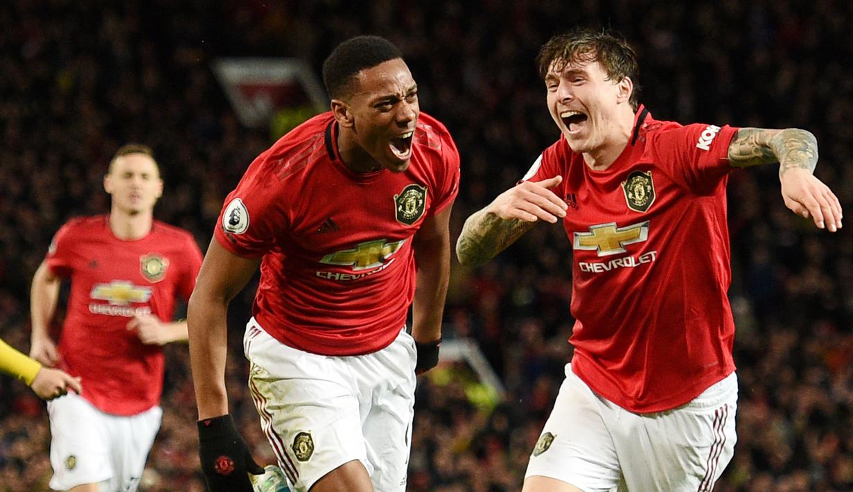 1. Manchester United - Setan Merah merupakan salah satu klub kaya raya di dunia. Namun, di sisi lain MU juga tercatat sebagai tim yang mempunyai utang besar dengan nilai mencapai 568 juta euro. (AFP/Oli Scarff)