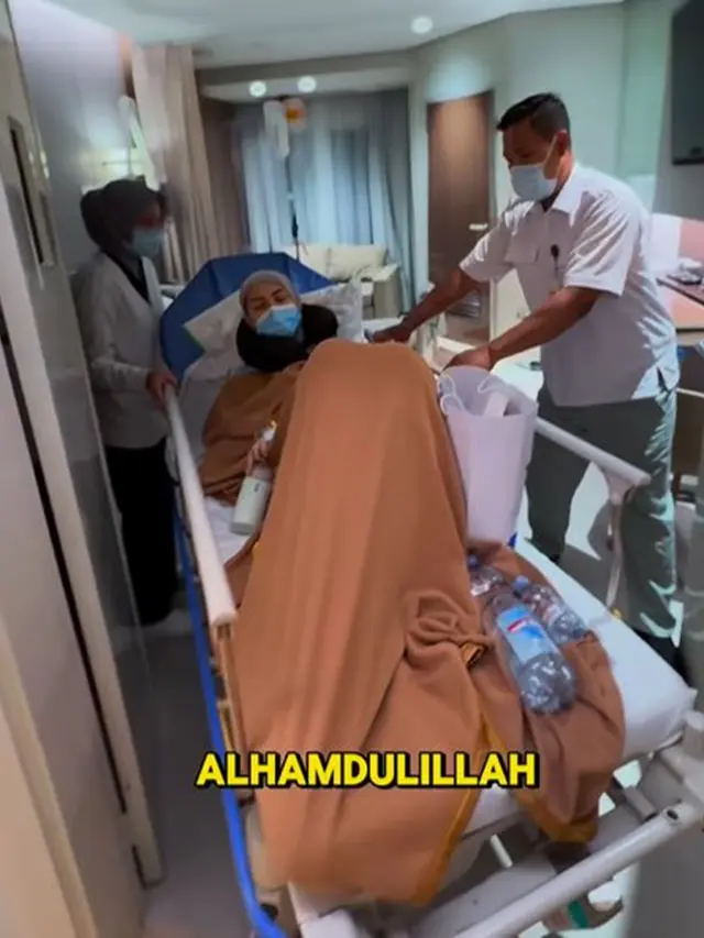 6 Potret Fenita Arie Sempat Dirawat di RS Usai Liburan di Jepang, Diagnosa Pneumonia