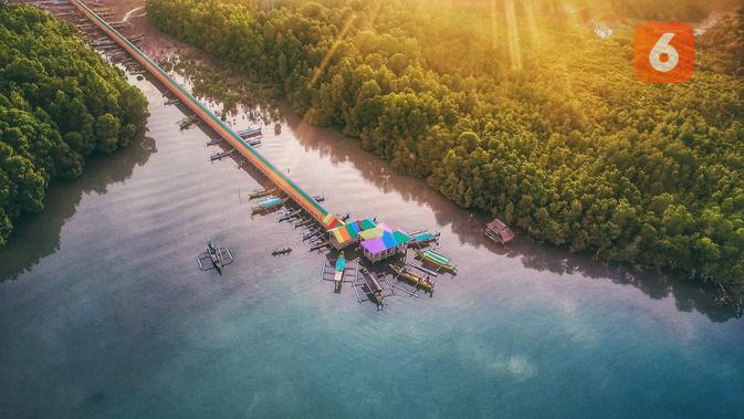Objek wisata Kampung Pelangi Desa Olibu yang mencuri perhatian warga Gorontalo. (Liputan6.com/Arfandi Ibrahim)