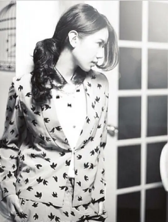 Sebelum menikah dengan CEO salah satu perusahaan televisi swasta tersebut, Gista Putri sempat dikabarkan pernah menjalin hubungan dengan almarhum Olga Syahputra. (via instagram/@gistaputri)