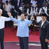 Beda Gaya Capres saat Debat Pilpres Pertama. [@prabowo]