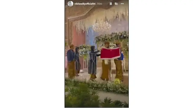6 Momen Akad Nikah Winona Adik Nikita Willy, Memesona Pakai Busana Adat Minang