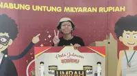 Mahasiswa asal Yogyakarta memenangkan hadiah umrah setelah menabung uang beasiswa di aplikasi Sobatku (Liputan6.com/ Switzy Sabandar)
