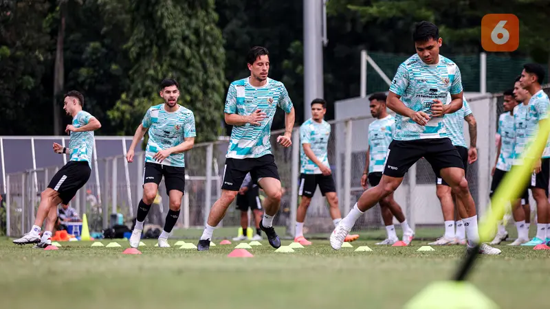 Timnas Indonesia: Latihan Perdana Jelang Laga Uji Coba dan Kualifikasi Piala Dunia 2026