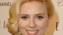 Bagaimana penampilan Scarlett Johansson tanpa lipstik warna merah? Foto ini diambil pada tahun 2007. (Dok/Popsugar)