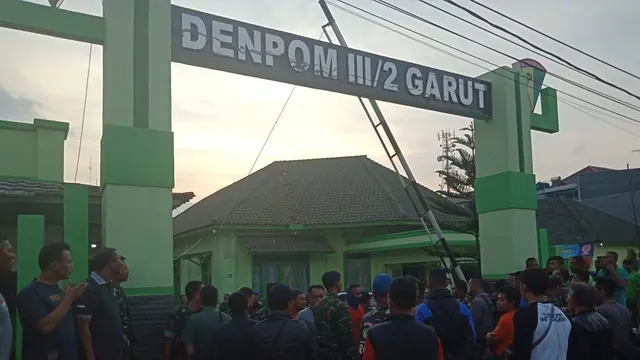 anggota TNI rekan korban datangi denpom