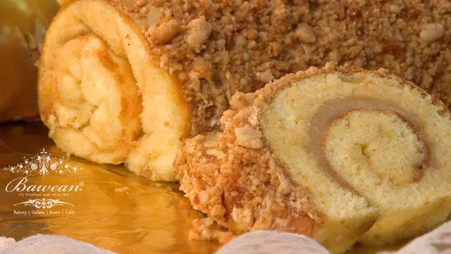 Sejak Jaman Kemerdekaan, Toko Kue Ini Tetap Eksis di Bandung