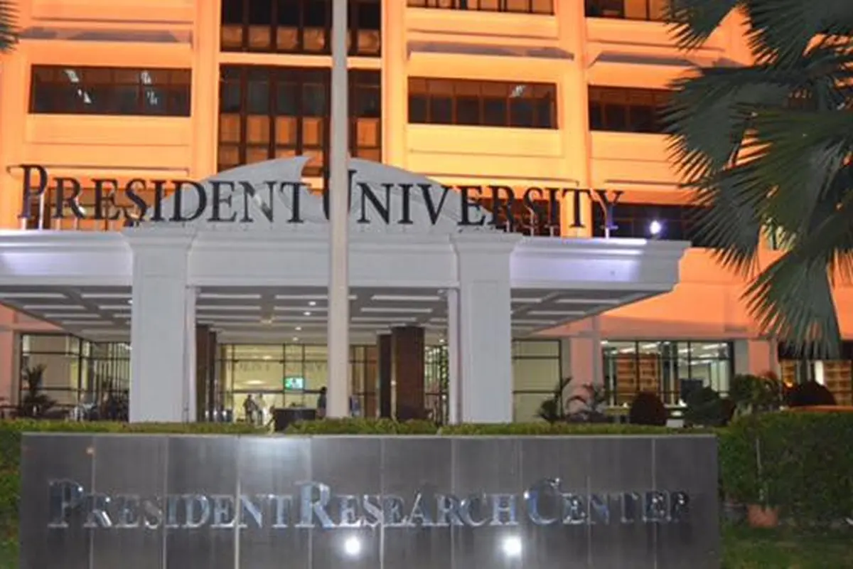 President University Cetak Rekor Lulusan Terbaik