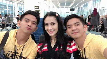 Momen Manis Rizki Ridho D'Academy dan Iis Dahlia (sumber: instagram.com/da2_rizki123)