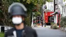 Seorang pria bersenjata dikabarkan menyandera sejumlah orang di dalam kantor pos Kota Warabi, Jepang, Selasa (31/10/2023). (Foto oleh JIJI Press/AFP/Japan OUT)