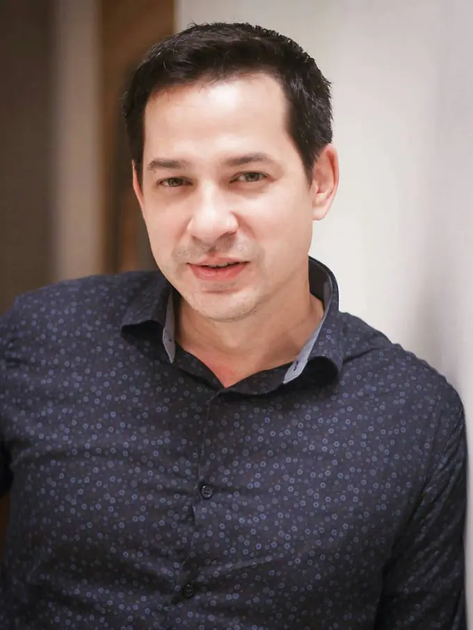 Ari Wibowo
