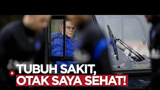 VIDEO: Kelakar Louis Van Gaal Saat Disinggung Jatuh dari Sepeda