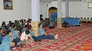 Citizen6, Tanjung Priok: Segenap Prajurit dan PNS Komando Lintas Laut Militer (Kolinlamil) yang beragama Islam mendapat siraman rohani bertempat di Masjid At-Tauhid, Mako Kolinlamil, Tanjung Priok, Jakarta Utara, Rabu (23/5). (Pengirim: Dispenkolinlami)