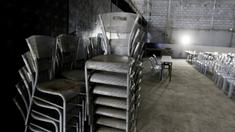 Suasana media center dari Stadion Rizal Memorial di Manila,Senin (25/11). Meski akan digunakan untuk ajang SEA Games 2019 kondisi ruangannya sangat memprihatinkan. (Bola.com/M Iqbal Ichsan)