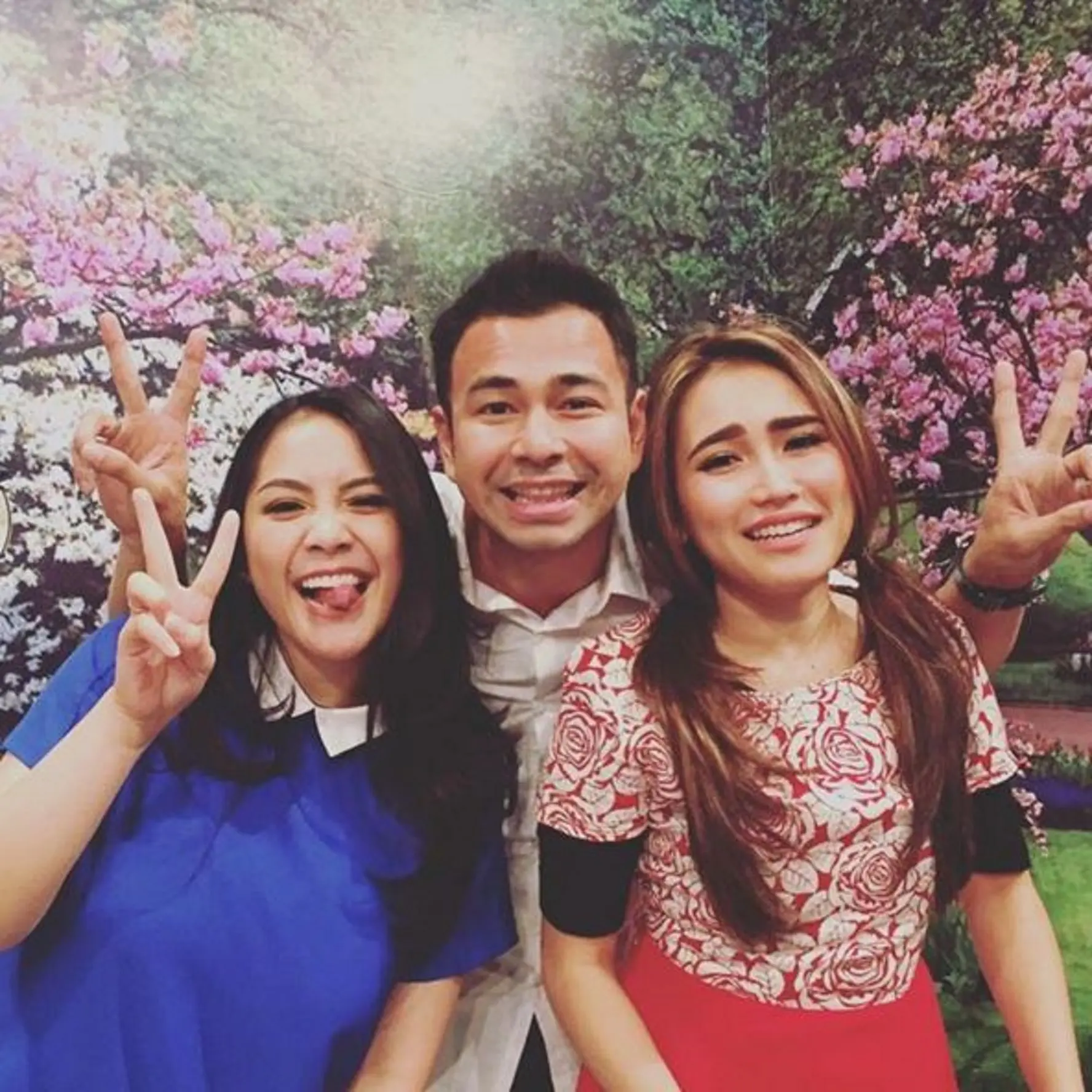Raffi Ahmad, Ayu Ting Ting, dan Nagita Slavina (Instagram/@raffinagita1717)