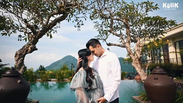 Sudah Hamil Besar Ini 7 Momen Maternity Shoot Asmirandah dan Jonas Rivanno