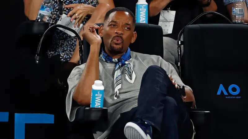 Gaya Santai Aktor Will Smith Saat Nonton Australia Terbuka