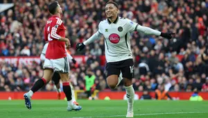 Hasil Premier League: Manchester United Kalah Lagi, Liverpool Naik ke Empat Besar