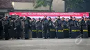 Korps Brimob menggelar Apel pasukan dalam rangka pengamanan Konferensi Asia Afrika di lapangan Mako Brimob Kelapa Dua, Depok, Selasa (14/4/2015). KAA ke-60 akan berlangsung pada 18-24 April 2015 di Jakarta dan Bandung. (Liputan6.com/Yoppy Renato)