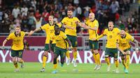 Bagi Timnas Australia, ini adalah untuk kelima kalinya secara beruntun lolos ke putaran final Piala Dunia. Dalam empat edisi sebelumnya, prestasi terbaik The Socceroos di turnamen elite antarnegara di dunia itu adalah pada 2006. (AFP/Karim Jaafar)