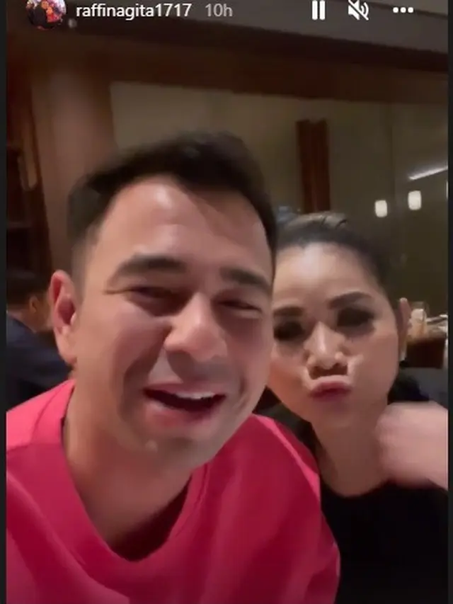 Rieta Amilia merayakan ulang tahun yang ke-60 (Foto: Instagram/@raffinagita1717)