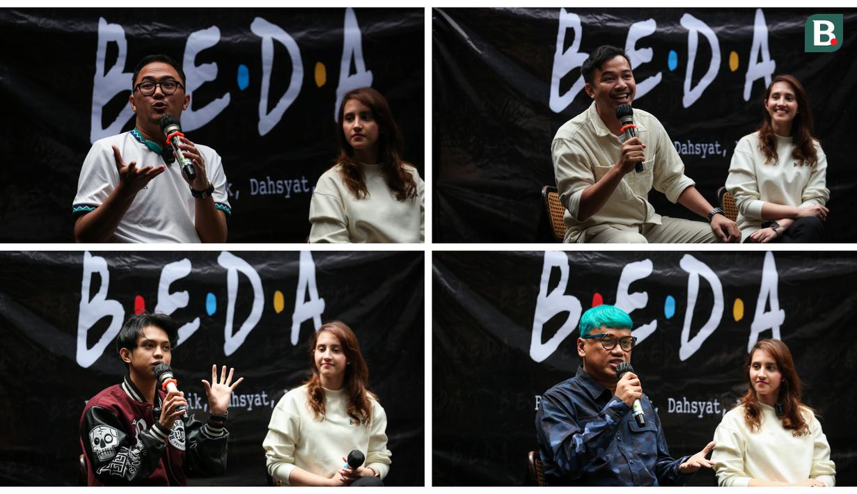 <p>Kolase: Sportcaster Jerry Arvino, Stand Up Komedian Afif Xavi, Presiden Gen Z Rian Fahardhi dan Publik Figur Uya Kuya memberikan keterangan saat deklarasi dukungan B.E.D.A kepada pencalonan Erick Thohir sebagai Ketua Umum PSSI yang berlangsung di GIOI Menteng, Jakarta, Rabu (18/1/2023). (Bola.com/Bagaskara Lazuardi)</p>