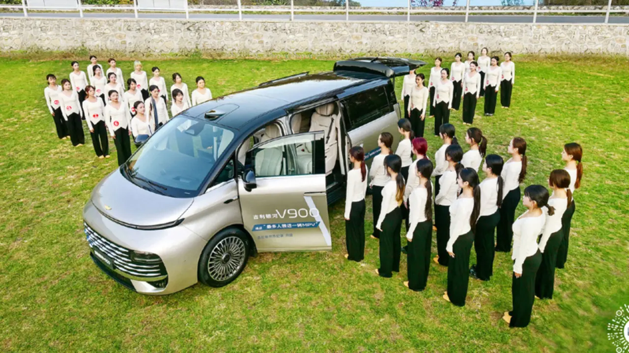Geely Galaxy V900