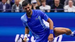 Novak Djokovic keluar sebagai juara US Open 2023 usai mengalahkan Daniil Medvedev. (AP Photo/Charles Krupa)