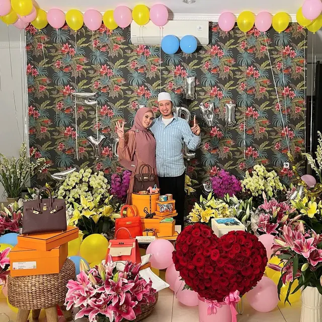 8 Momen Kejutan Ulang Tahun Kartika Putri yang ke-31, Serba Pink