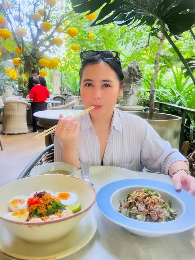 Prilly dan Omara