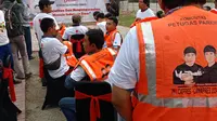 Komunitas tukang parkir Kota Serang dukung Prabowo dan Gibran di Pilpres 2024. (Minggu, 05/11/2023). (Yandhi Deslatama/Liputan6.com).