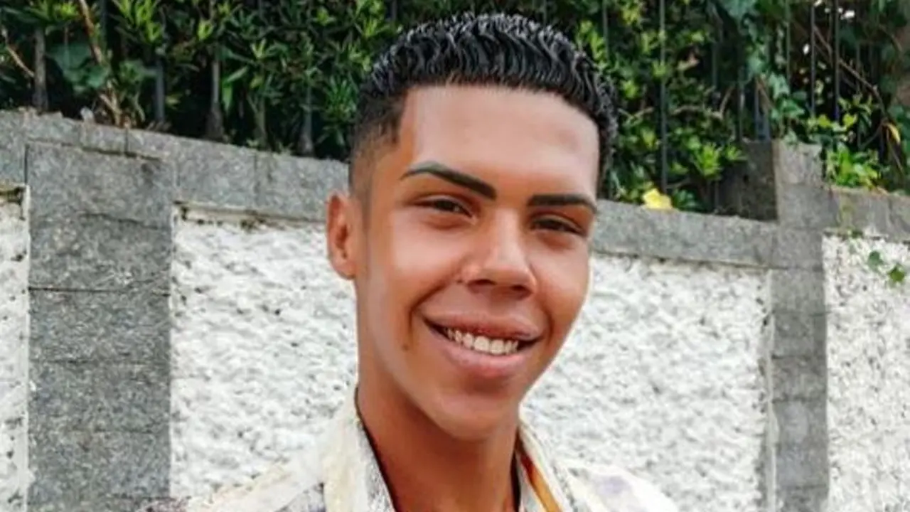 Pernah Terobsesi Jadi Ken Barbie, Pria Brasil Banting Setir Jadi Kuli Bangunan