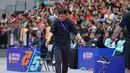 Ekspresi kecewa pelatih Jepang, Kensuke Takahasi saat laga semifinal Piala Asia Futsal 2026 melawan Jepang di Indonesia Arena, Senayan, Jakarta, Kamis (05/02/2026). (Bola.com/Bagaskara Lazuardi)
