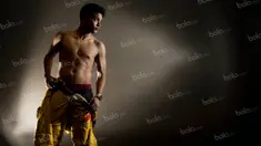 Pebalap Indonesia, Philo Paz Armand, melakukan sesi pemotretan di Kantor Redaksi Bola.com, Jakarta, Kamis (14/4/2016). Berikut foto-foto eksklusif Philo Paz Armand. (Bola.com/Vitalis Yogi Trisna)