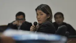 Dalam sidang lanjutan tersebut, Artha Meris Simbolon dicecar banyak pertanyaan oleh JPU di Pengadilan Tipikor, Jakarta, Kamis (30/10/2014). (Liputan6.com/Miftahul Hayat) 