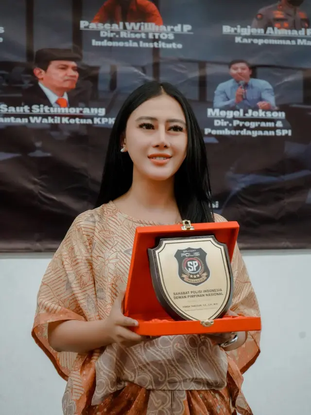 Kinerja kepolisian wilayah Sumatera Utara diperhatikan artis cantik Ferly Halim