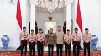 Presiden Joko Widodo atau Jokowi menerima kunjungan Ketua Kwartir Nasional (Kwarnas) Gerakan Pramuka Budi Waseso di Istana Merdeka Jakarta, Jumat (14/7/2023). (Foto: Lukas - Biro Pers Sekretariat Presiden)