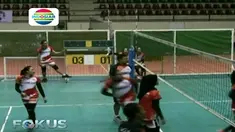 Meski tengah menjalani ibadah puasa, latihan untuk meningkatkan kemampuan fisik harus dijalani dua kali dalam sehari.