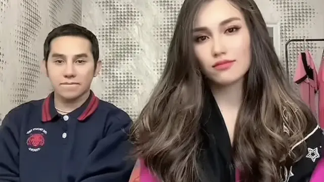 Potret Tampilan Ayu Ting Ting Setelah Pulang Umrah, credit @ayutingting92