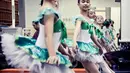 Para penari balet menjalani latihan dancing for the future di Studio Namarina Ballet, Guntur, Jakarta. (Liputan6.com/Fery Pradolo)